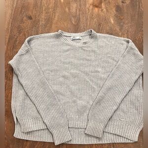 Hollister Oversized Gray Crew Sweater Women’s Size XS